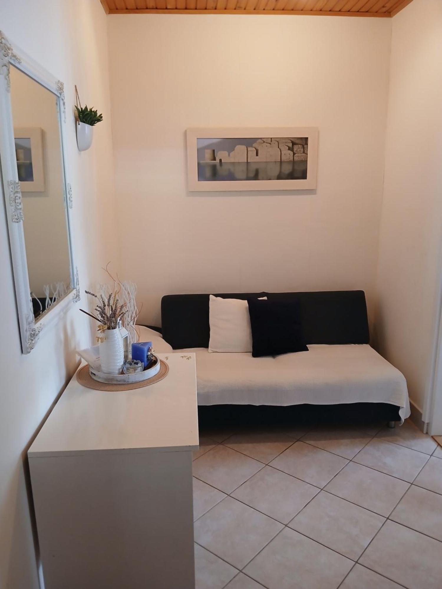 Apartment Dragas Lukovo Esterno foto