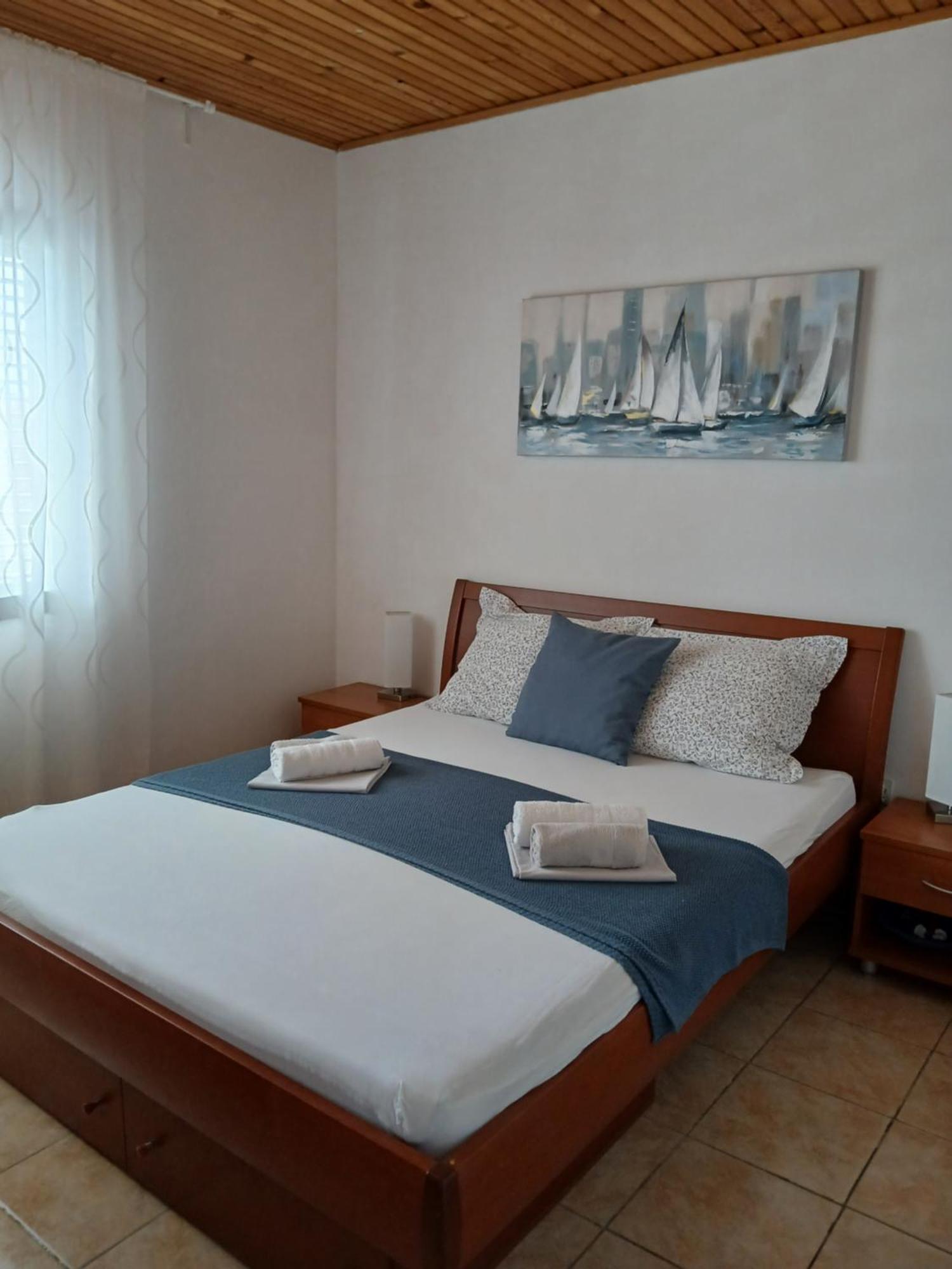 Apartment Dragas Lukovo Esterno foto